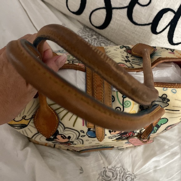 Dooney& Bourke collectors Disney park tote - Picture 7 of 11